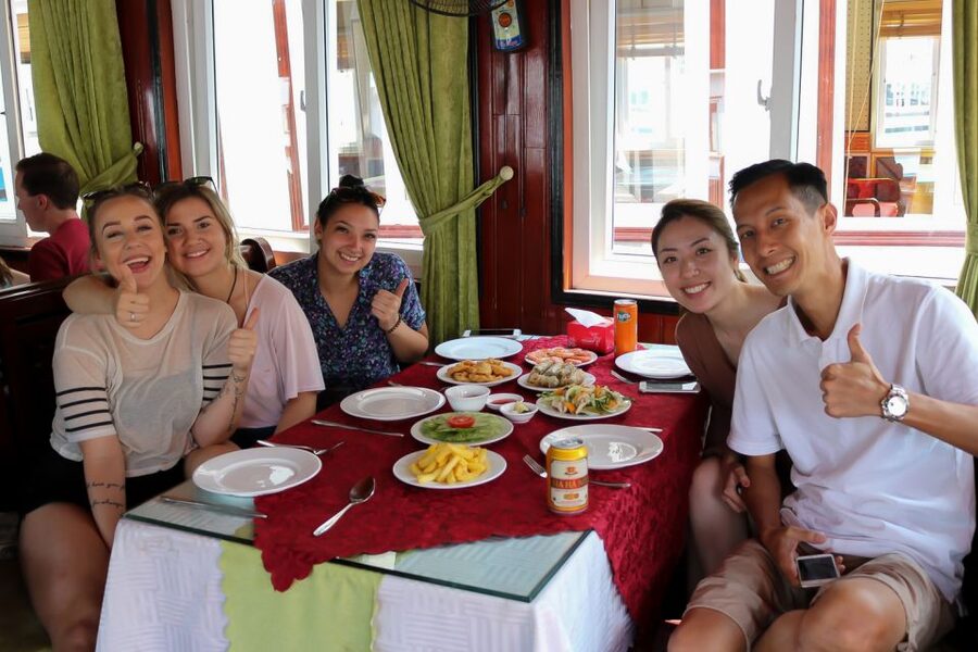 Hanoi: Islands & Caves Ha Long Cruise with Lunch & Kayaking - Thien Cung cave: big chambers, steps, and a short time window