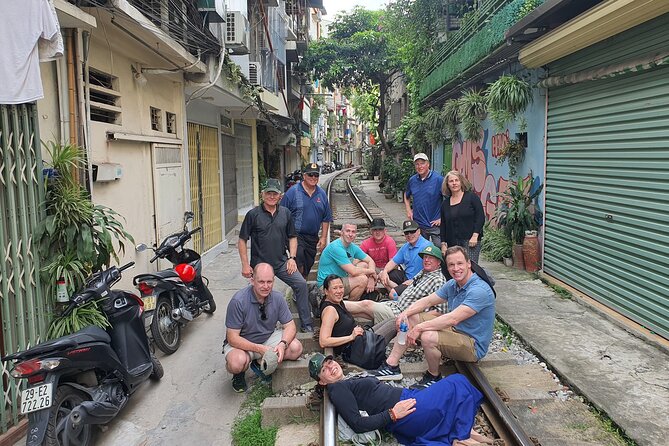 Hanoi Jeep Tour: Food, Culture and Fun by Vietnam Army Jeep - Ba Đình Square highlights: history told through the streets