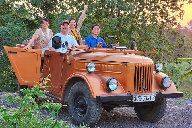Hanoi Jeep Tour: Red River Countryside+ Backstreet+ Train-street - Stop 2: West Lake and Truc Bach area backstreets for a calmer pace