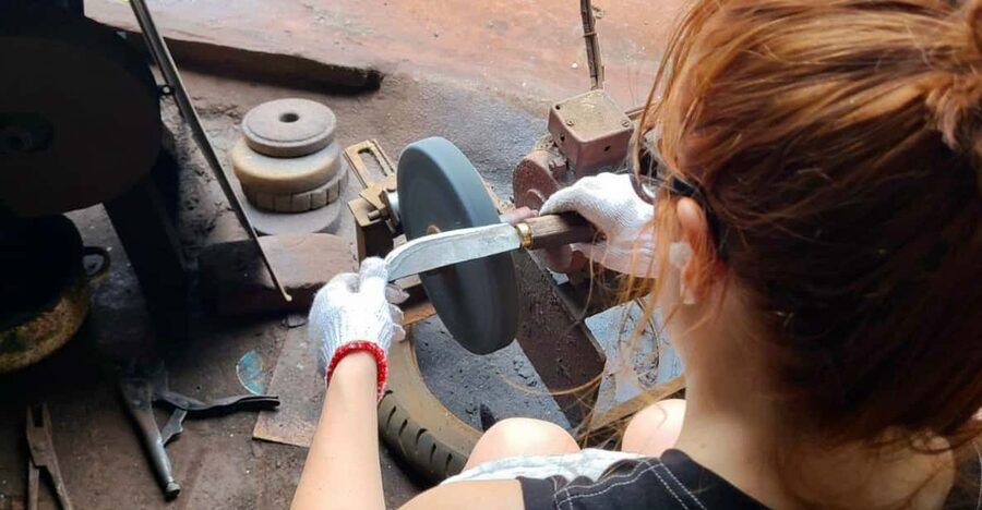 Hanoi Knife Making Traditional Workshop - Knife making in Dong Bac, why this workshop feels like a real craft day