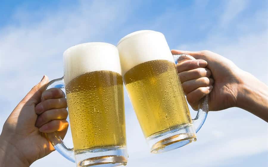 Hanoi Local Fresh Beer and Culinary Tour with Train Street - Starting at 38 Bat Su: Bun Cha first, then lạc roasted peanuts