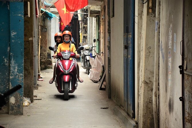 Hanoi Motorbike Tours Led By Women: Hanoi City Insight Motorbike Tours - West Lake Time: Quiet Roads Between Landmarks
