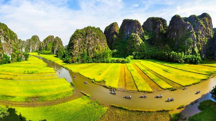 Hanoi/Ninh Binh: 1-Day Tam Coc/Trang An, Hoa Lu & Mua Caves - Guides Make the Day: Gary (Hop), Thang Dang, Hai, and Chong