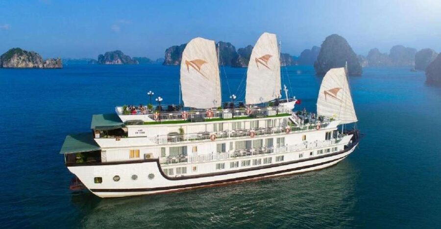 Hanoi/Ninh Binh:3 Day 2 Night Bai Tu Long Bay Luxury Junk - Key things that make this cruise worth your attention