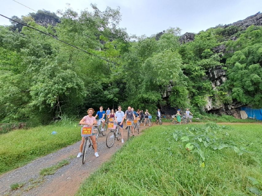 Hanoi: Ninh Binh, Hoa Lu, Tam Coc and Mua Cave Day Trip - Mua Cave and the 500 Steps: When the Climb Pays Off