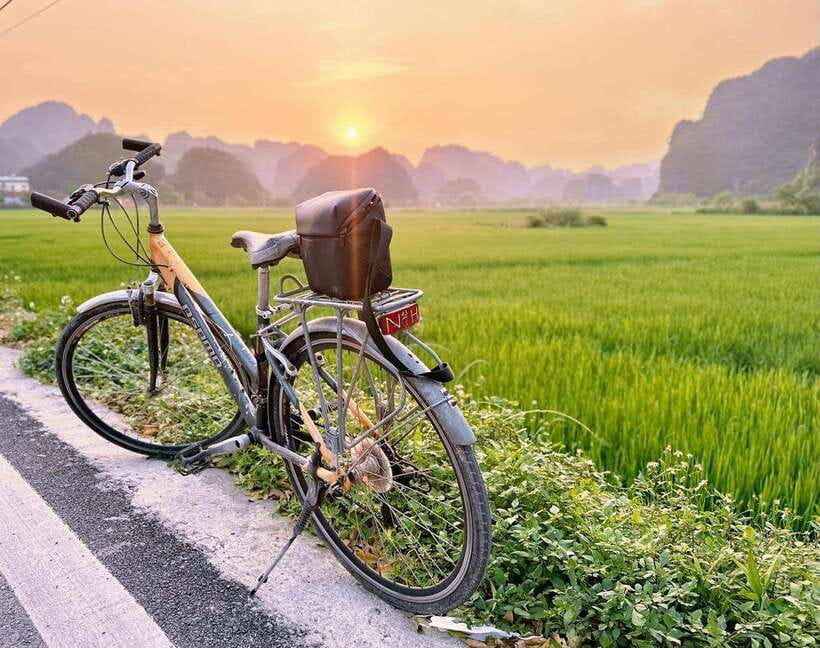 Hanoi: Ninh Binh- Hoa Lu - Trang An - Mua Cave - Best Seller - Getting from Hanoi: limousine comfort, pickup points, and timing tips