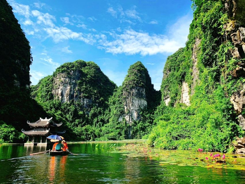 Hanoi / Ninh Binh: Trang An eco-tourism - Hoa Lu & Mua Cave - Lunch at Trang An Bungalow: Local Buffet Energy Without the Guesswork