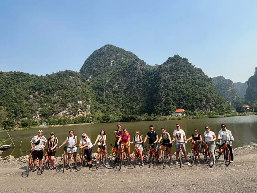 Hanoi / Ninh Binh: Trang An eco-tourism - Hoa Lu & Mua Cave - The “Extra” Add-Ons: A Short Bike Moment and a Better Than Expected Ride