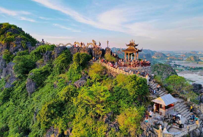 Hanoi: Ninh Binh, Trang An, Mua Cave and Bai Dinh Pagoda - Smart tips that will save you time and stress