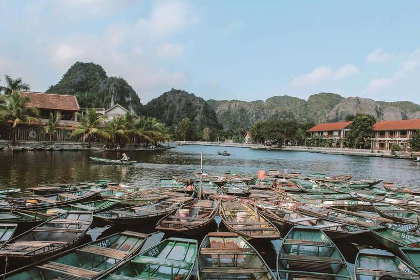 Hanoi:Ninh Binh-Trang An-Mua Cave-Hoa Lu&Cycling BEST SELLER - Mua Cave with optional climb: the view is the point