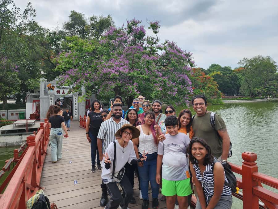 Hanoi: Old Quarter and French Quarter Walking Food Tour - Old Quarter lanes and the stories behind what you see