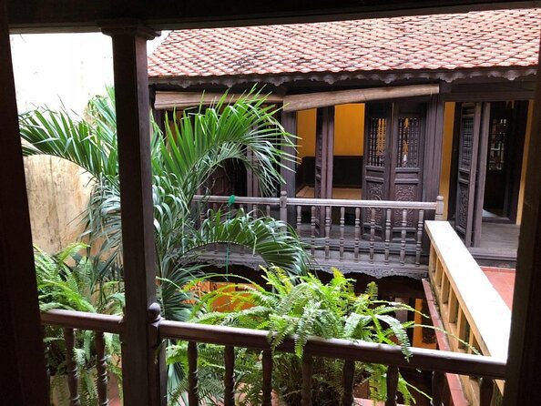 Hanoi Old Quarter Private Walking Tour with Student Guide - Ancient House: the calm contrast you might miss on your own