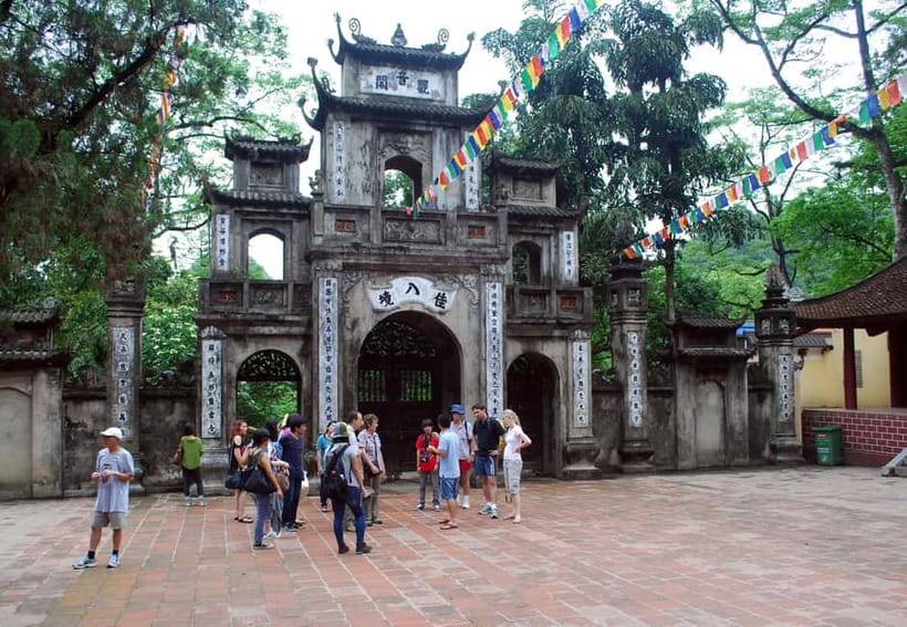 Hanoi: Perfume Pagoda Day Tour with Boat Ride & Cave Visit - Timing reality: when the day can shift