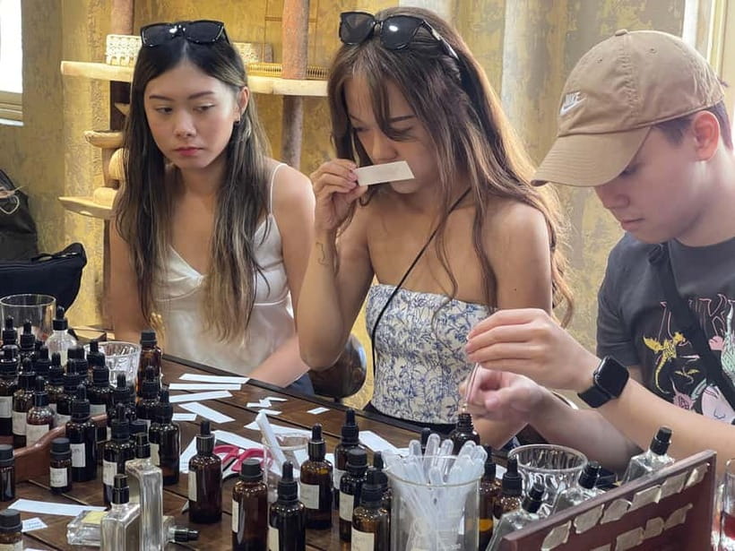 Hanoi Perfume Workshop - Crafting Your Perfect Scent - Natural Ingredients and Essential Oils: Why This Setup Feels Different