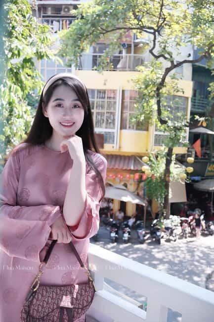 Hanoi: Rent a Traditional Ao Dai & Photo Walk in Old Quarter - Price and value: what $59 buys you in real terms