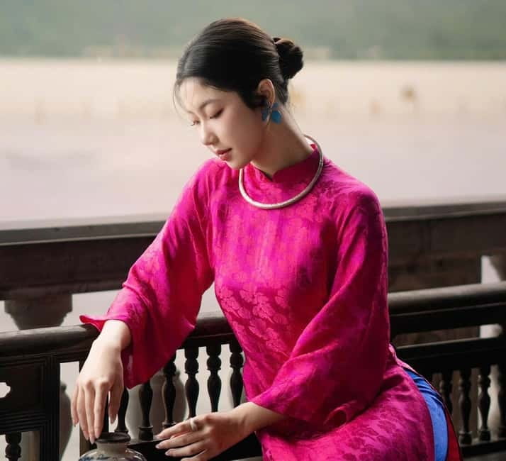 Hanoi: Rent a Traditional Ao Dai & Photo Walk in Old Quarter - Should you book this Ao Dai photo walk?