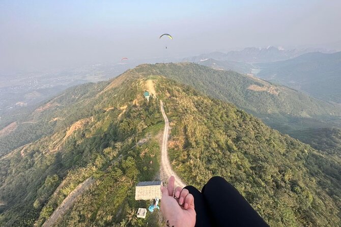 Hanoi Sky Tour: Paragliding - Views and that GoPro moment you will actually use