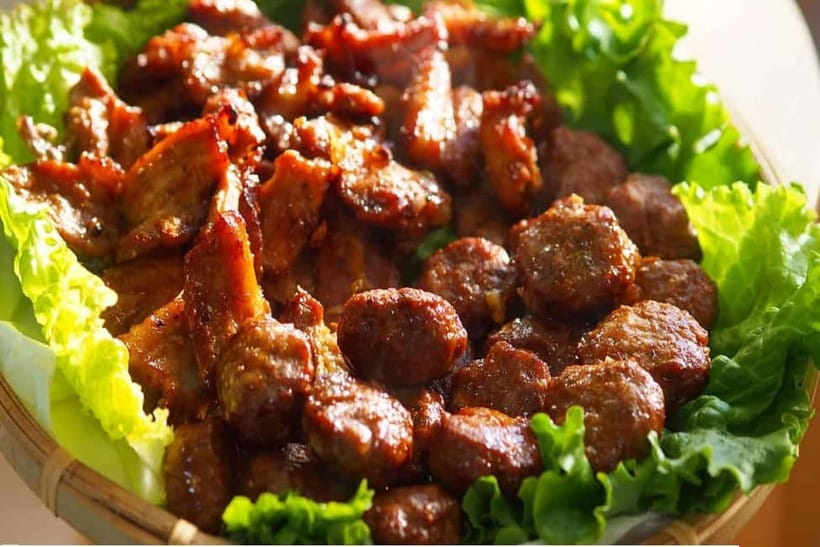Hanoi: Street Food Tour with Train Street & Hidden Alleyways - Who this tour suits best, and who should think twice