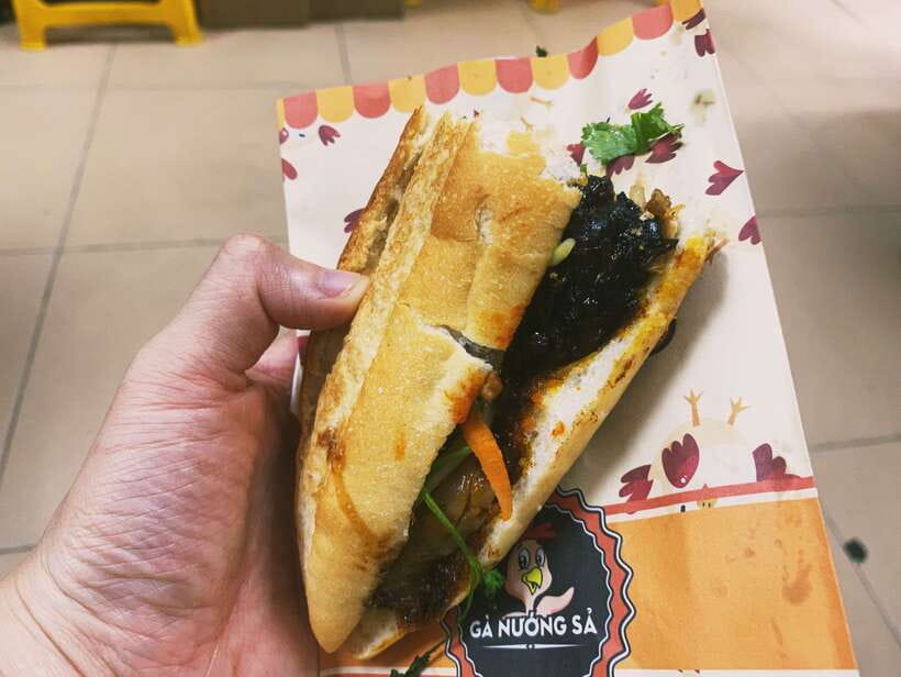 Hanoi: Vietnamese Street Food Tour with Egg Coffee - Getting history and culture without turning it into a lecture