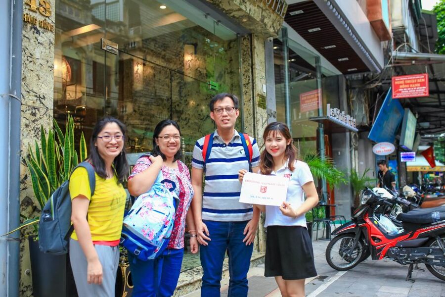 Hanoi Walking Street Food Tour & Cyclo Ride - Stop one: spring rolls, pillow cakes, and bun cha that hits fast