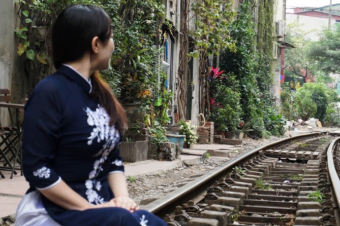 Hanoi Walking Street Food Tour with Train-Street Visit - Key things I’d bet you’ll enjoy most