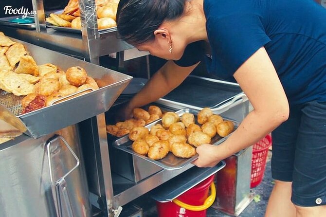 Hanoi Walking Street Food Tour with Train-Street Visit - Stop one: bun cha and fresh spring rolls