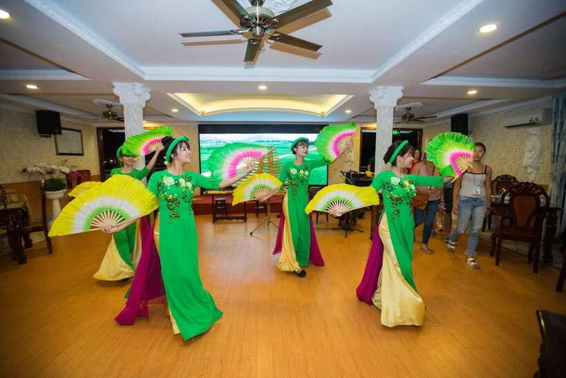 HCM: Saigon River Dinner Cruise - Key highlights to look for
