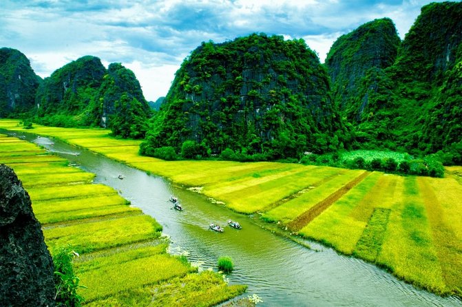 Highlight Ninh Binh Full Day Tour Tam Coc Boat, Mua Cave, Hoa Lu - Key highlights at a glance