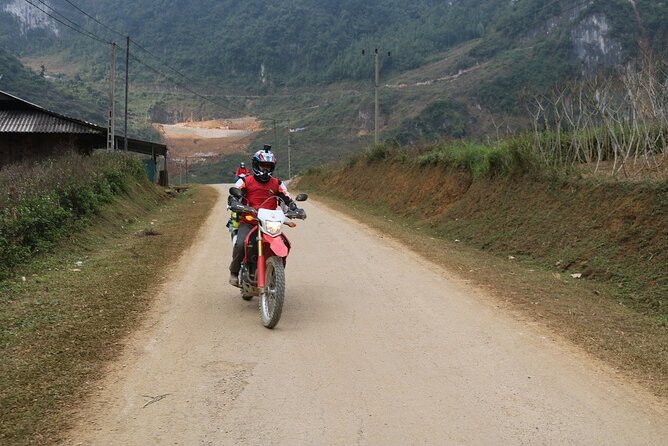 Hight Quality Small Group Easy Rider4 Day 3 Night + Private Room - Day 4: Easygoing Descent Back to Ha Giang City