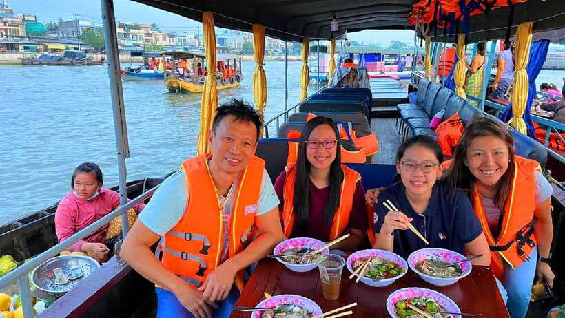 Ho Chi Minh City: Cai Rang Floating Market in Can Tho Tour - Pineapple snack on the boat, small taste, big contrast