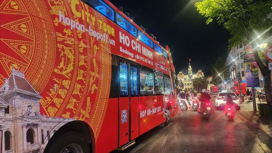 Ho Chi Minh City: Late-Night Bus Tour - The ride style: open-top views without the hop-on chaos