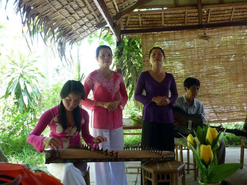 Ho Chi Minh City: Mekong Delta Day Trip with Lunch - Mangrove Palm Canal Rowing and Village Time by Electric Car