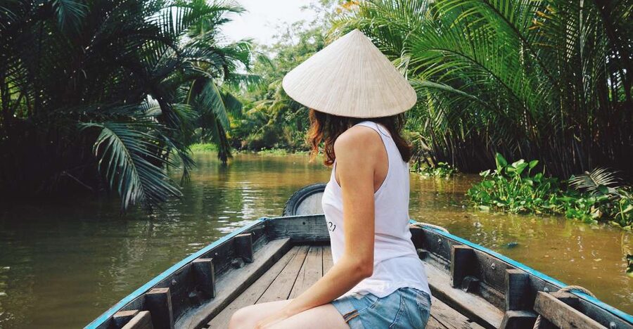 Ho Chi Minh City: Mekong River Delta Day Trip with Boat Trip - The ancient house of Mr. Kiet: wood carvings and a nearly 200-year timeline