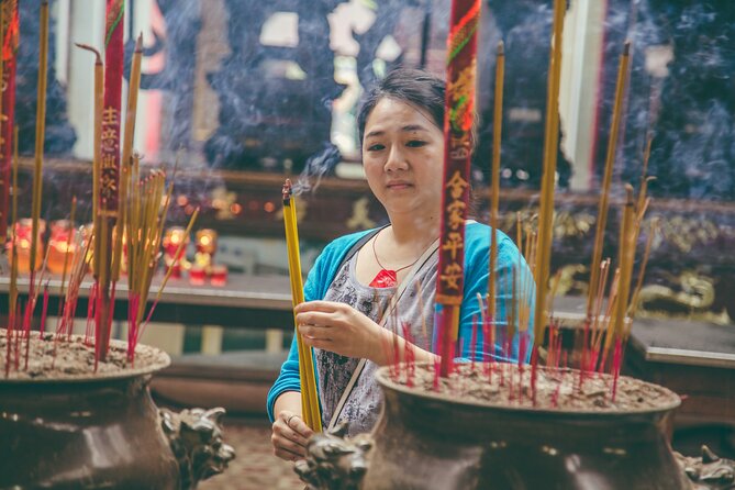 Ho Chi Minh City Motorbike Tour with Student | Saigon Adventure - The Burning Monk moment: Thich Quang Duc monument and what you should know