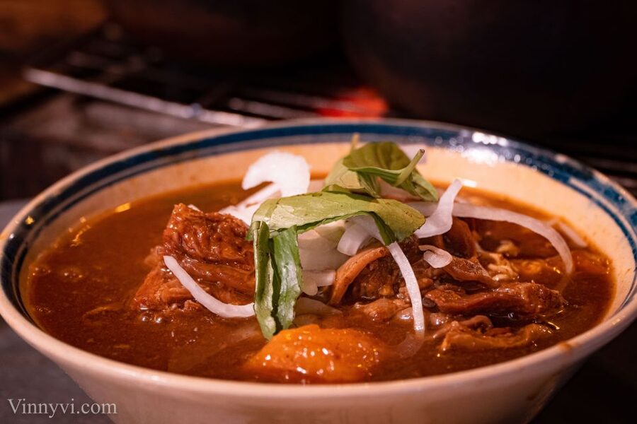 Ho Chi Minh City: Private Street Food Motorbike Tour - Why night on a motorbike is the best way to eat in Ho Chi Minh City