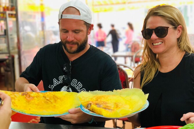 Ho Chi Minh City Street Food Tour & Sightseeing By Motorbike - Thích Quảng Đức Monument: history and views as a palate reset