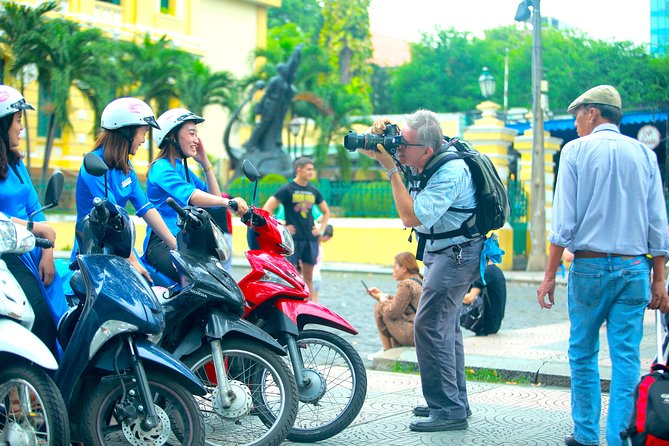 Ho Chi Minh City Tour by Motorbike with Female Riders | KissTour - Lunch or Supper: The Meal That Finishes the Story