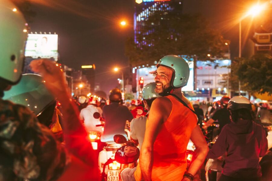 Ho Chi Minh: Private City Tour and Dinner Cruise with Buffet - Guides, Safety Feel, And How The Private Group Matters