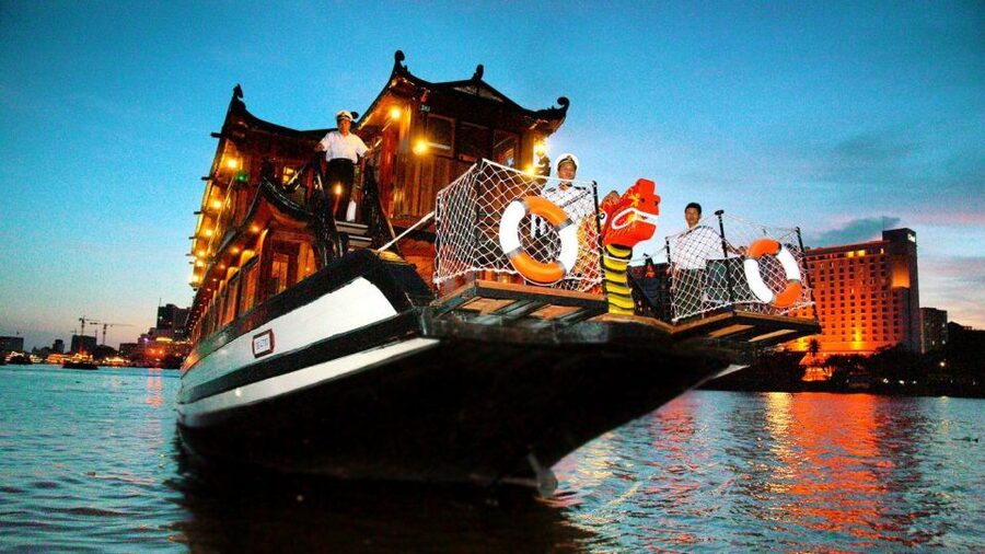 Ho Chi Minh: Private City Tour and Dinner Cruise with Buffet - Price And Value: Is $54 A Good Deal For This Combo?