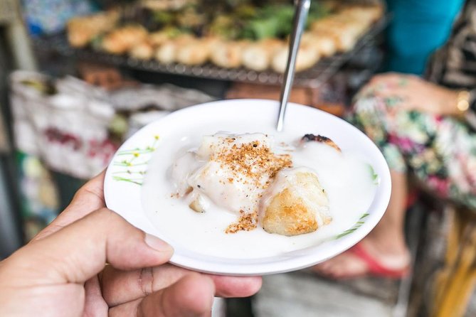 Ho Chi Minh Street Food Tour By Motorbike (Unique & Authentic) - Chợ Lớn area dessert, then Che Mam Khanh Vy in District 10