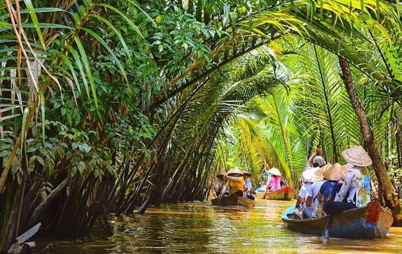 Hochiminh: Best tour Mekong Delta 1 Day - Coconut tree village time: rides that break up the day