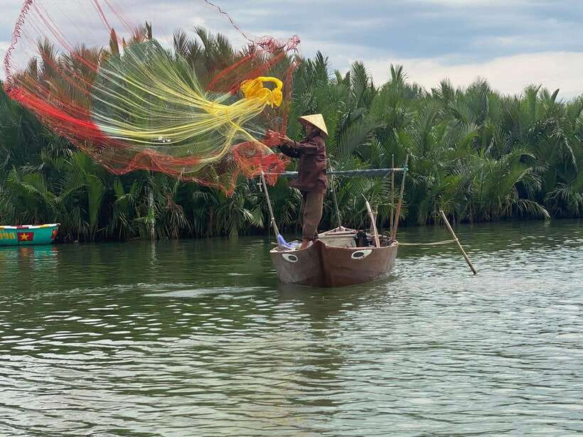 Hoi An Ancient Town & Coconut Village Basket Boat Tour - What to bring so the day feels easy, not annoying