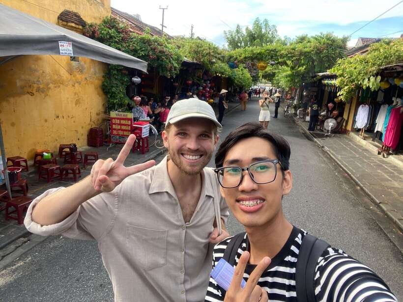 Hoi An Ancient Town - Walking Tour with Local Guide - Why Walking the Ancient Town Beats Wandering