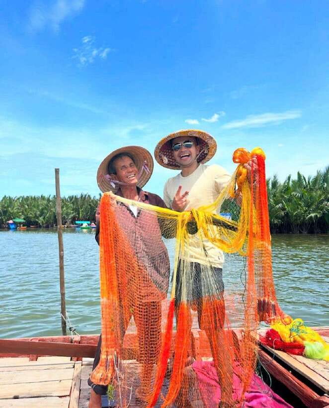 Hoi An: Basket Boat Ride in the BẢY MẪU Coconut Forest - The core experience: paddle a basket boat through the coconut forest