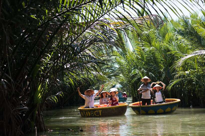 Hoi An: Basket Boat Riding at Bay mau coconut village - Basket Boats in Bay Mau, Not a Big Production