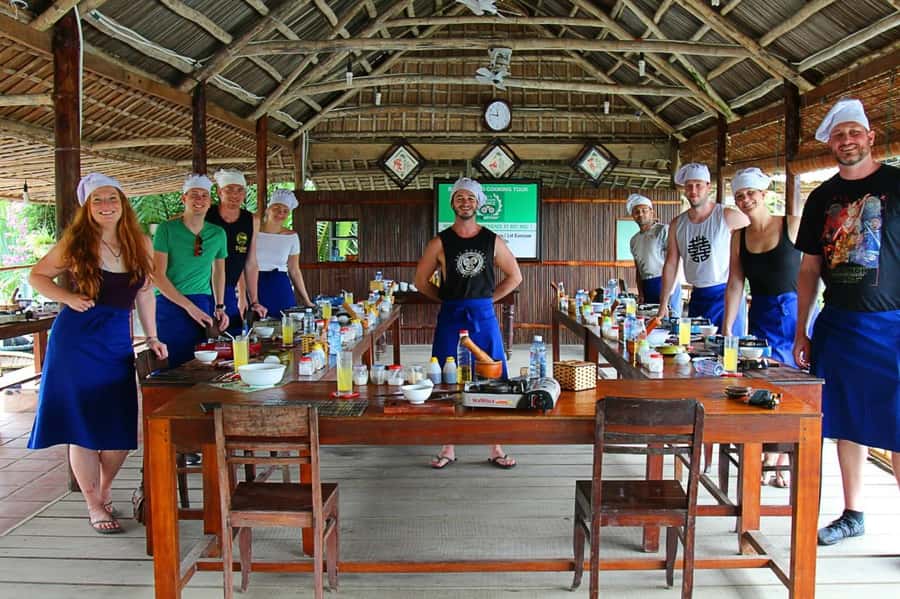 Hoi An: Bay Mau Cooking Class Only and Making Pho - Key points to know before you go