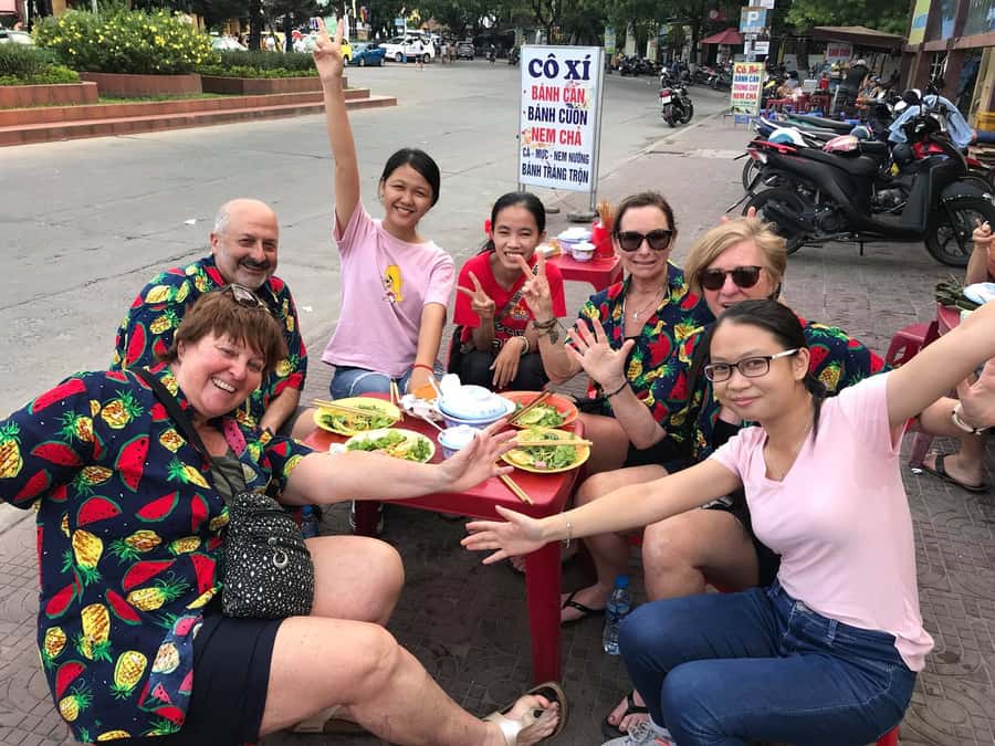 Hoi An: Bike Tour to Countryside and Food Tour - The guide is the real upgrade, not just the “driver of the route”