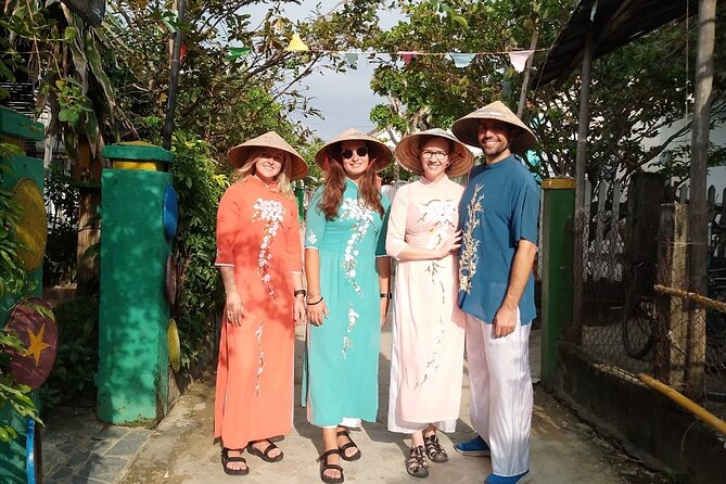 Hoi An Cooking Class(Local market,Basket Boat,Fishing & Cooking) - The local market stop: learning to spot good ingredients fast