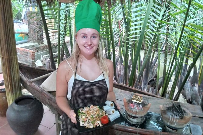Hoi An Cooking Class(Market,BasketBoat Crabfishing&Cooking Class) - Getting There: Pickup, Small Groups, and Morning vs Afternoon