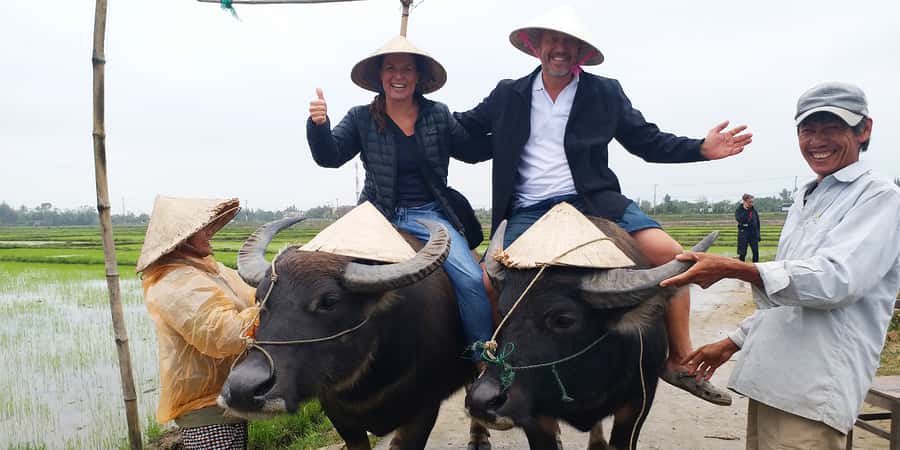 Hoi An: Countryside by Cycling, Buffalo Riding & Do Farming - Pedal past rice fields and village roads (6 to 7 km)